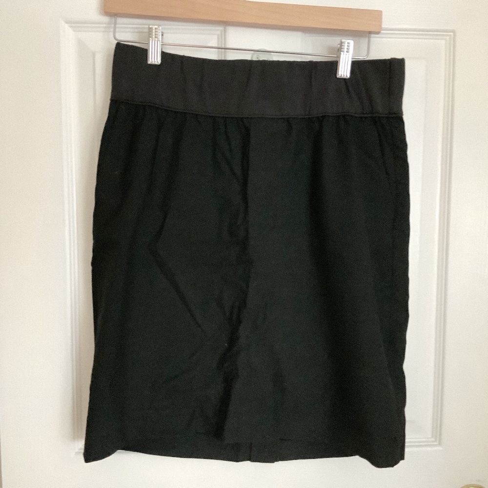 Gap Knee length black pencil skirt - Maternity